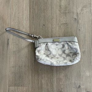 Beautiful Grey Signature C Coach Wristlet